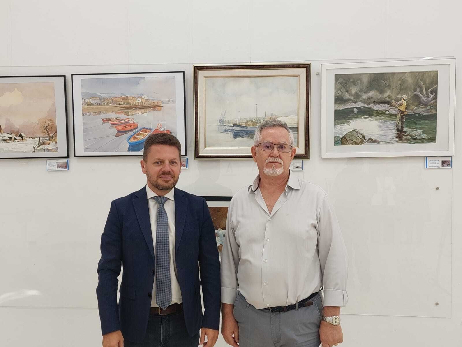 José Ángel Vélez con el acuarelista Andrés Manzano.