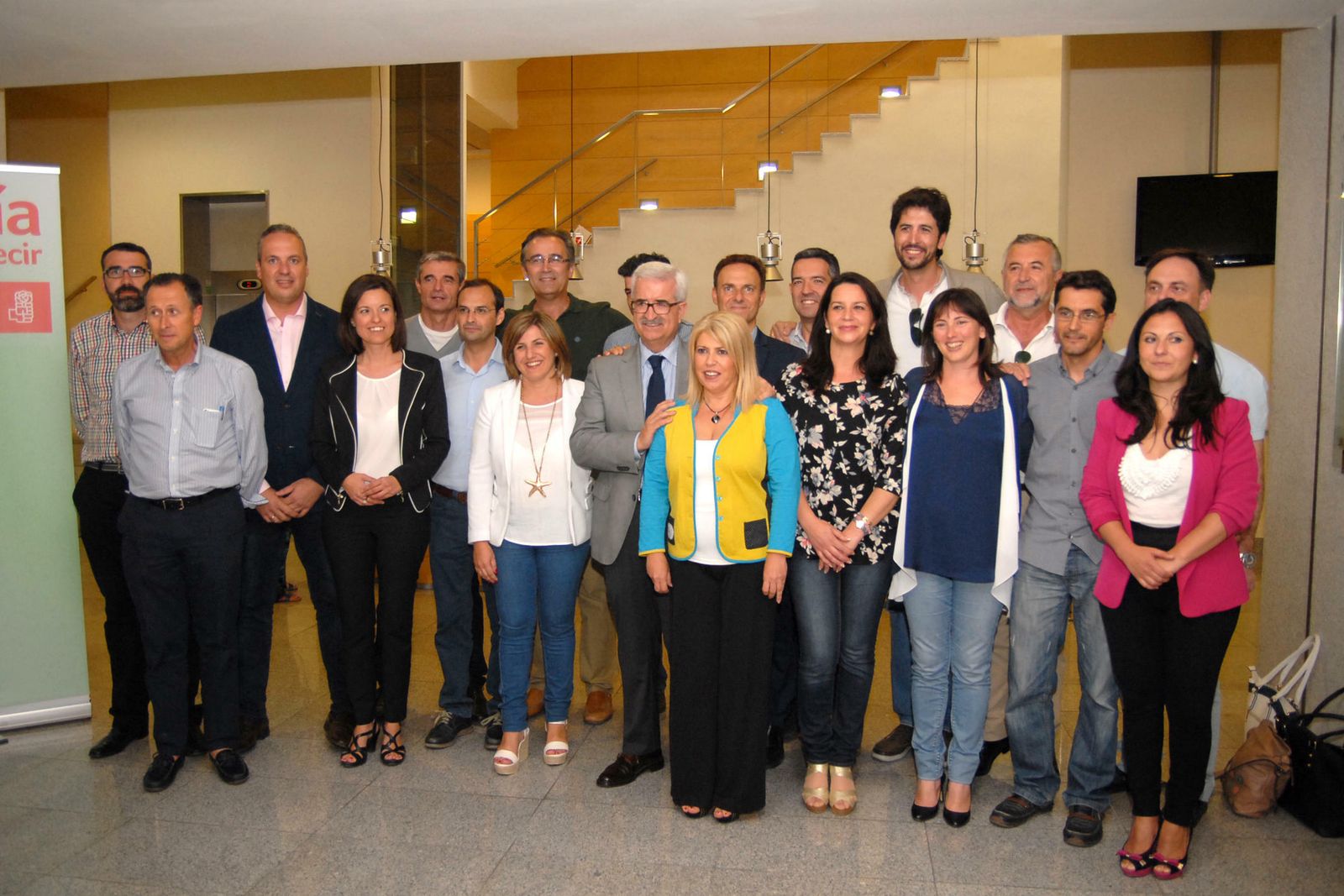 La mayoría de los alcaldes del PSOE en la provincia, fotografiados en junio de 2015, pocos días después de sus investiduras.