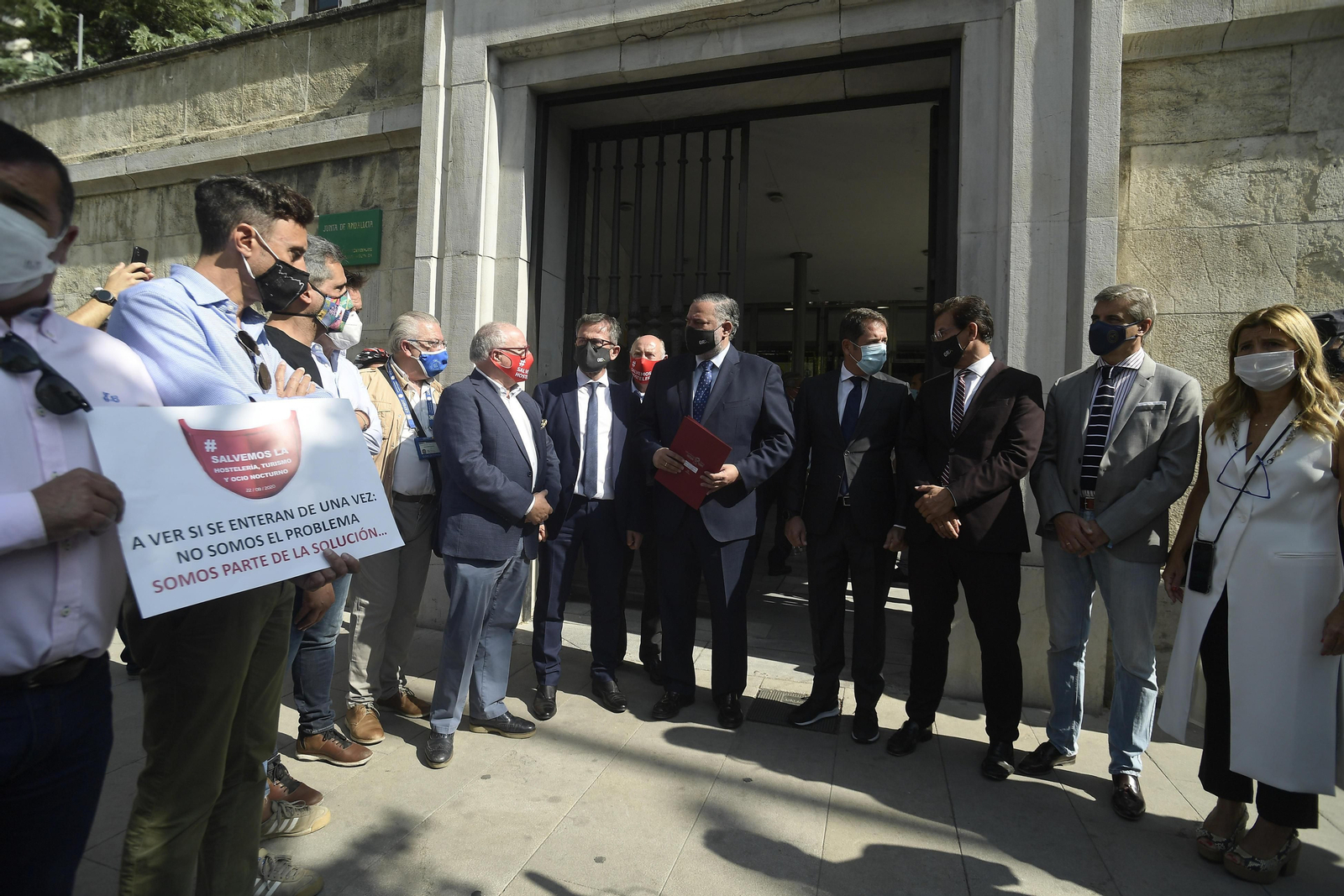 Fotos: El turismo se manifiesta en Granada