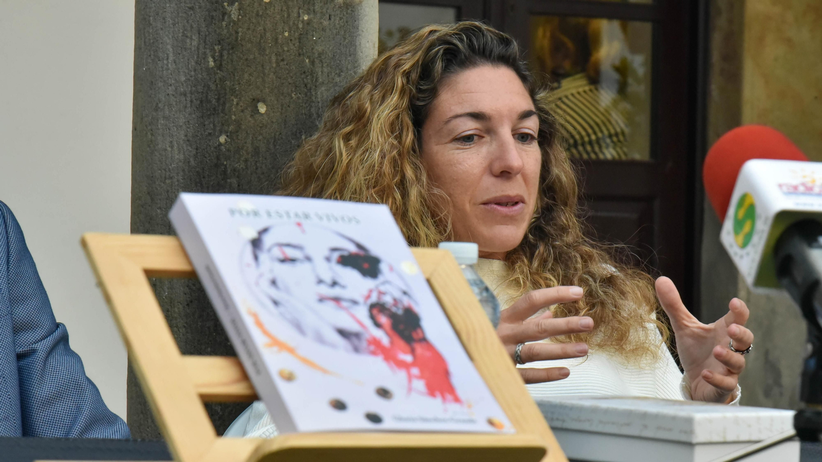 Presentación del libro ' Por estar vivo' de Gloria Sánchez-Grande