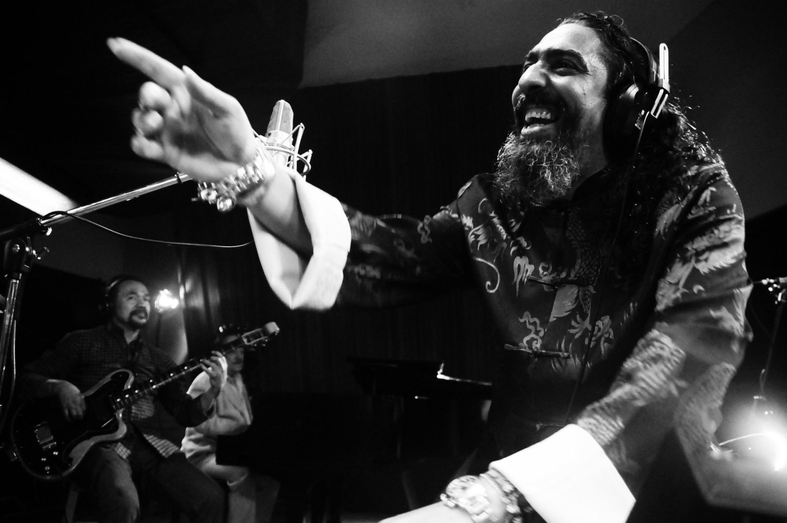 Diego El Cigala, en una imagen del documental 'Indestructible. El alma de la salsa'.