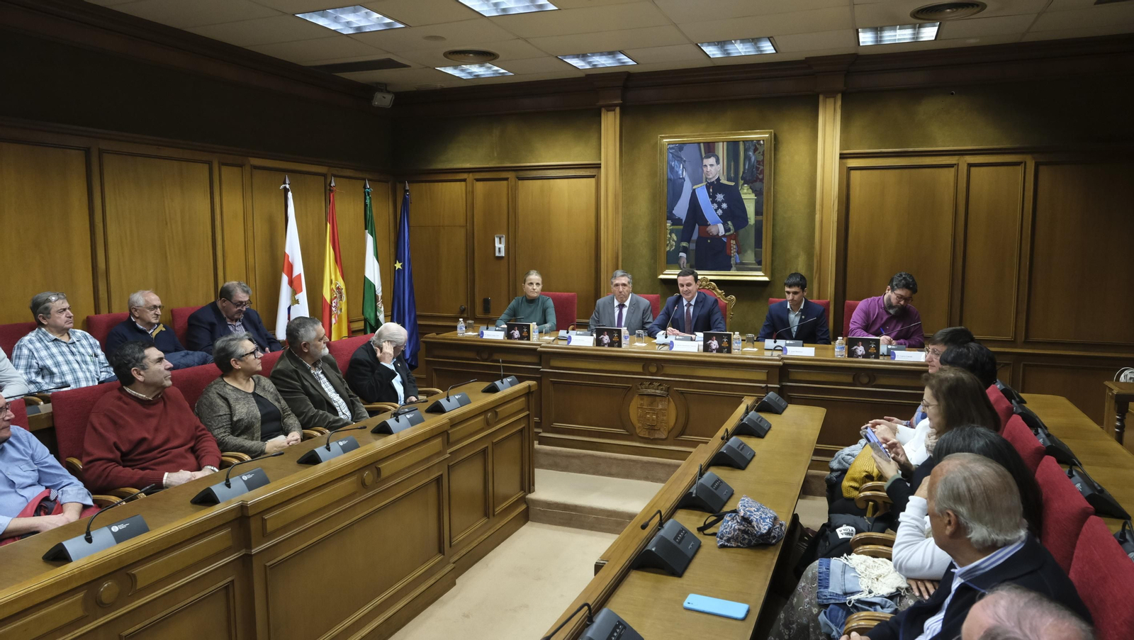 Imágenes de la presentación del libro del cocinero Juan Moreno, en la Diputación de Almería