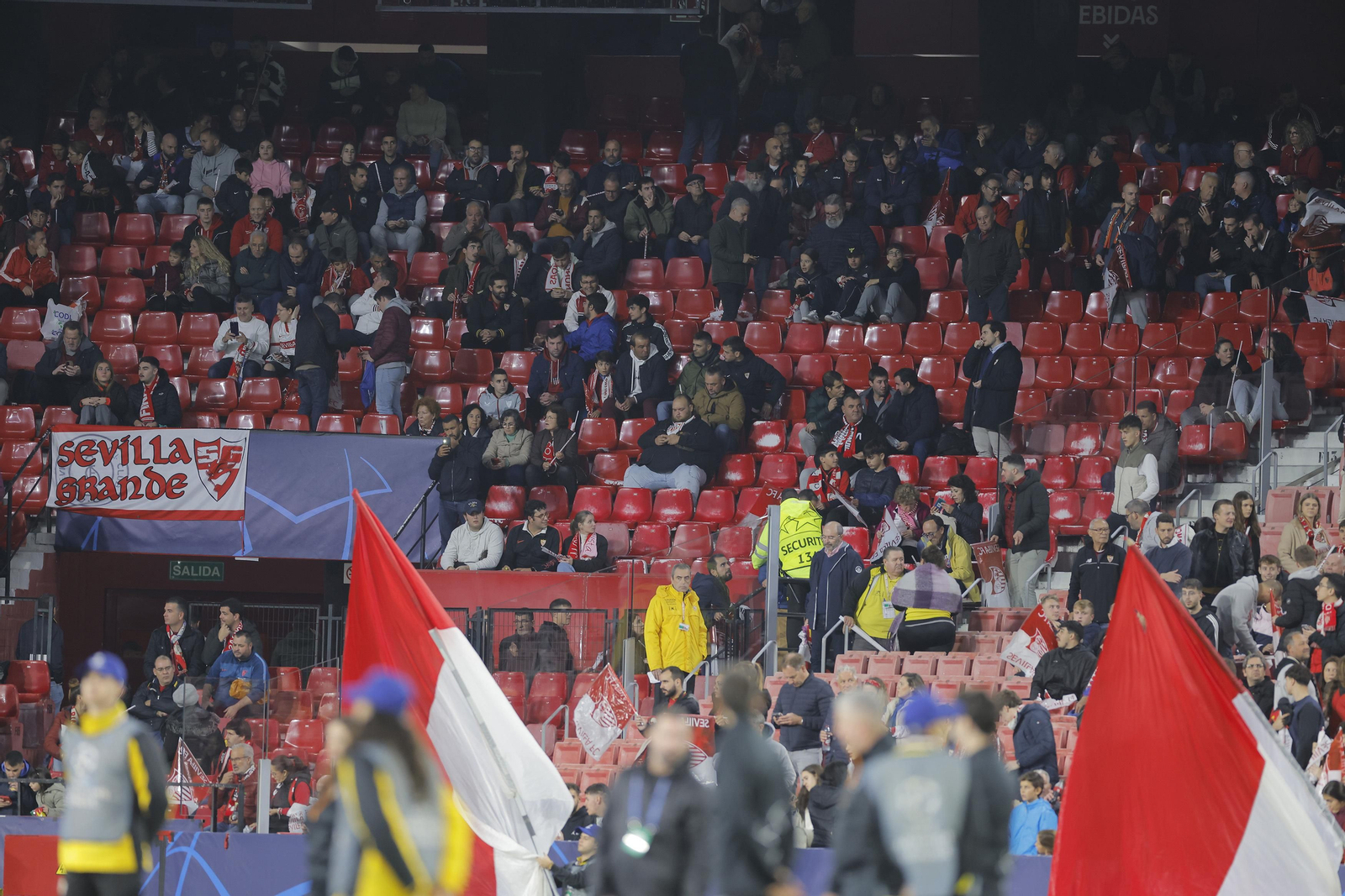 Búscate en las fotos del Sevilla Fc- PSV