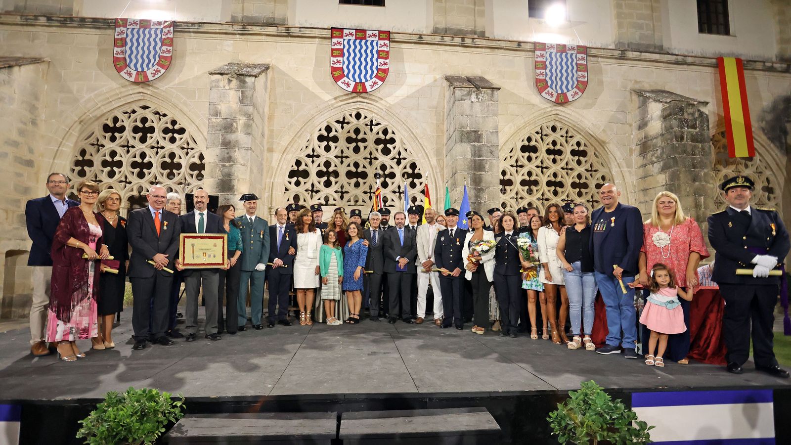 Entrega de medallas de la Asociación Santo Ángel de la Policía Nacional de Jerez