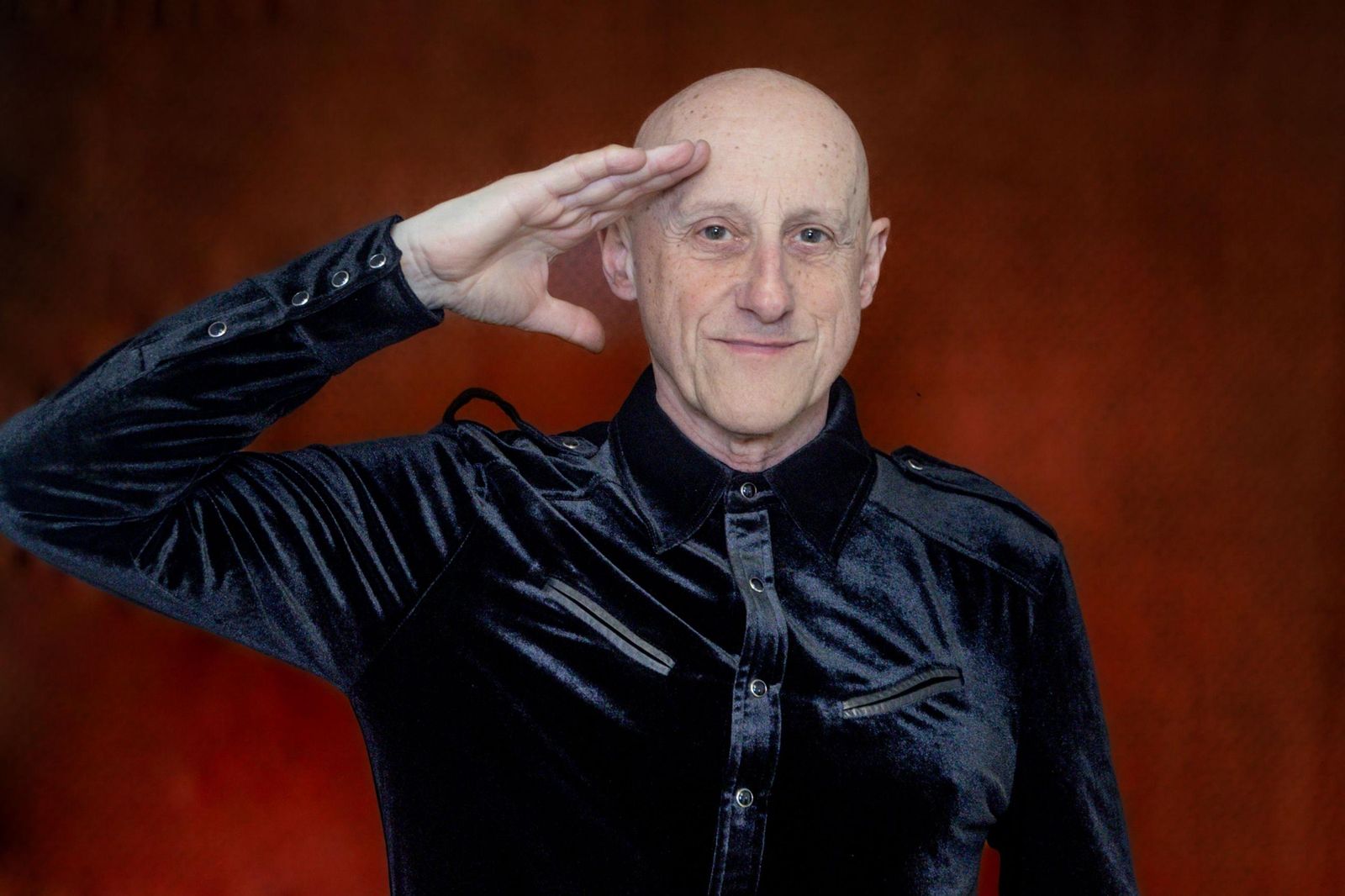 Jorge 'Ilegal' Martínez (70 años) - Vocalista y fundador Ilegales, grupo de referencia en el punk-rock español. Falleció por un cáncer de páncreas.