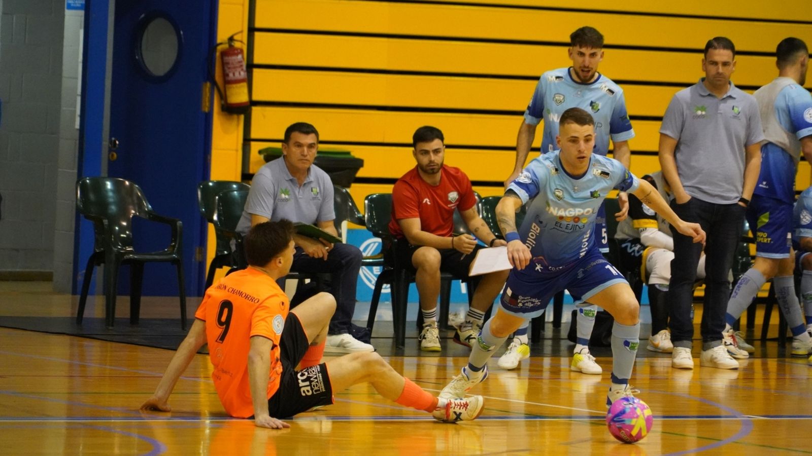 Rufino completa una jugada individual en el último duelo de los celestes en casa.