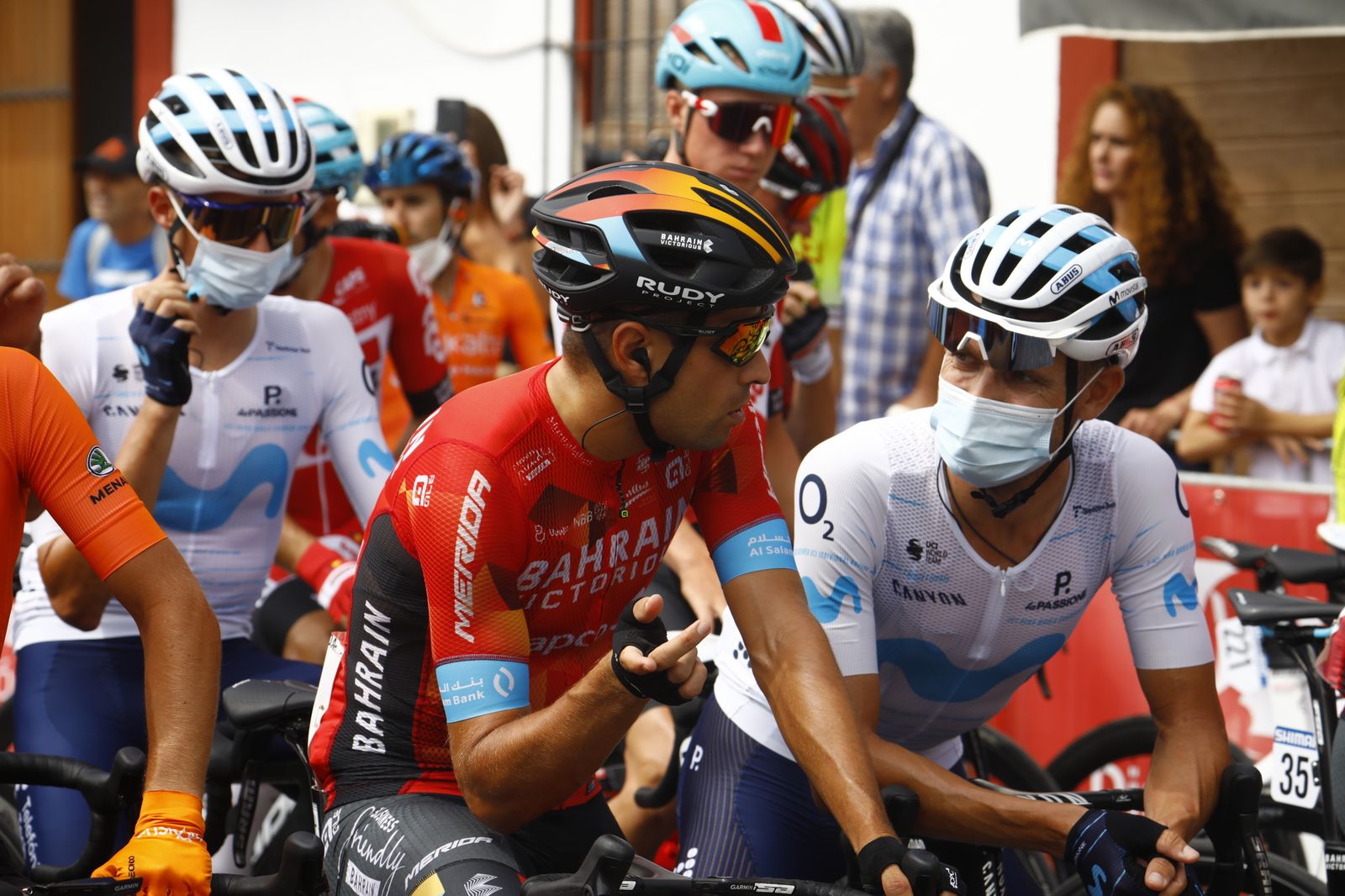 Montoro vibra con la salida de etapa de La Vuelta, en imágenes