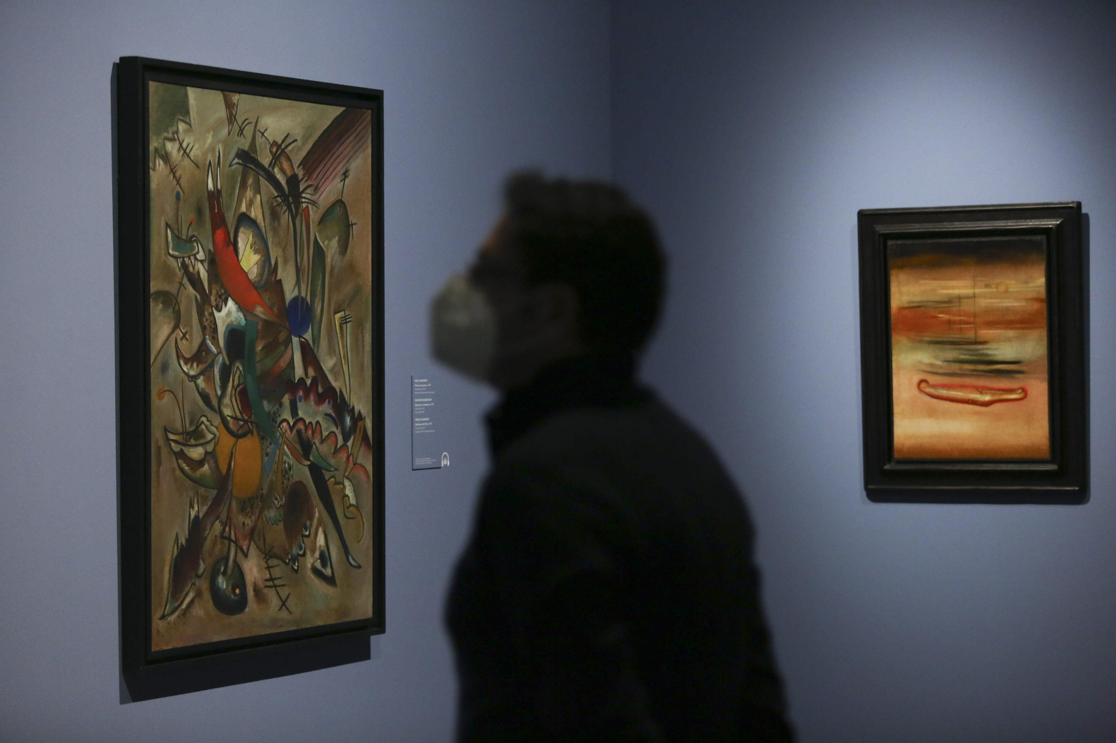 El Museo Ruso de Málaga estrena tres nuevas exposiciones, en fotos