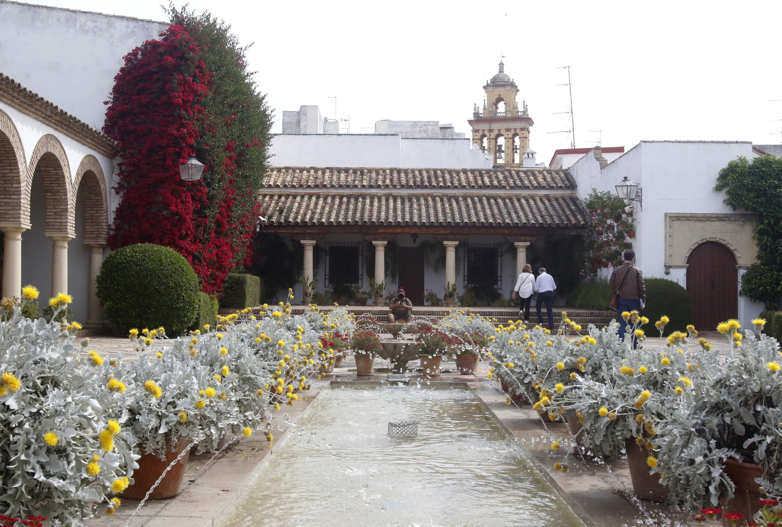 Uno de los patios del Palacio de Viana. Uno de los patios del Palacio de Viana.
