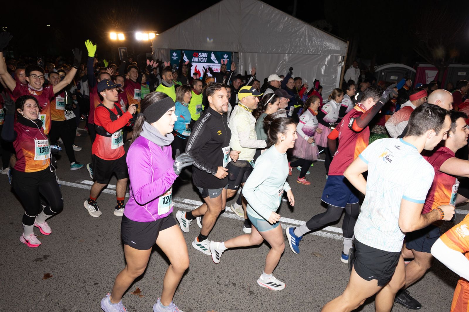 Encuéntrate en la salida de la Carrera de San Antón 2026 (1), en imágenes
