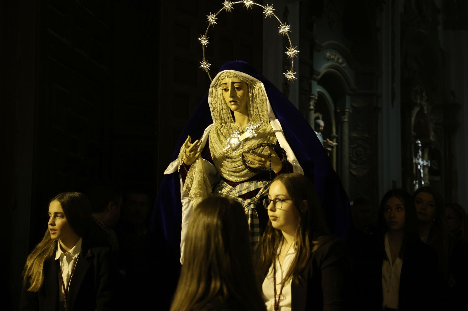 Los mejores momentos del Viernes de Dolores en Málaga, en fotos