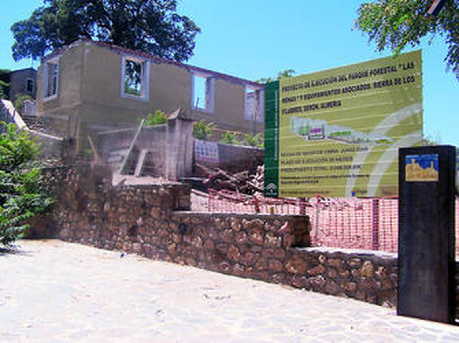 Las obras en Las Menas están previsto que terminen para finales del año que viene.