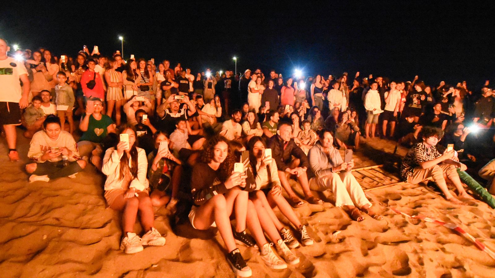 Fotos de la hoguera de San Juan en La Línea