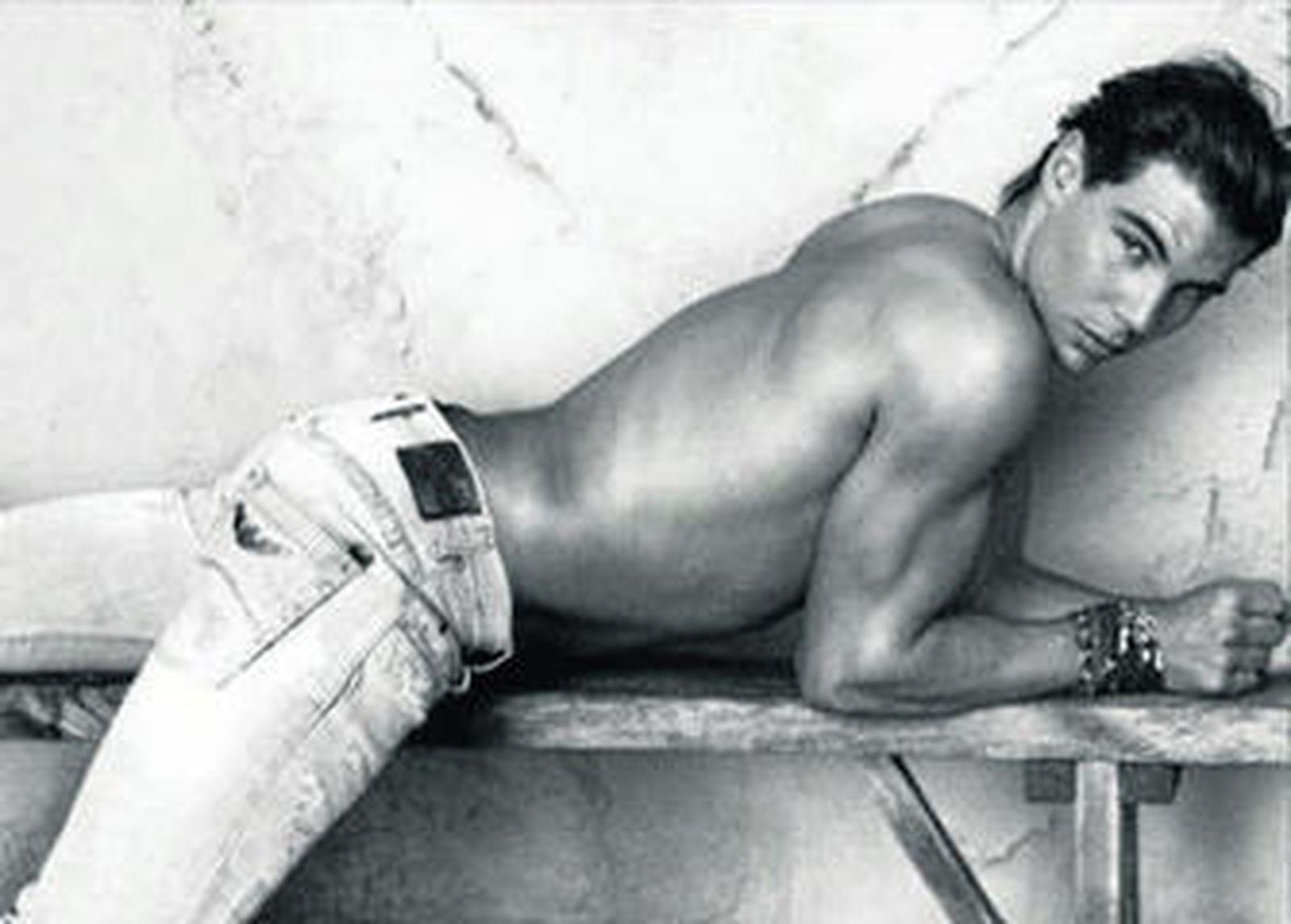 Rafa Nadal protagoniza la nueva campaña de Armani