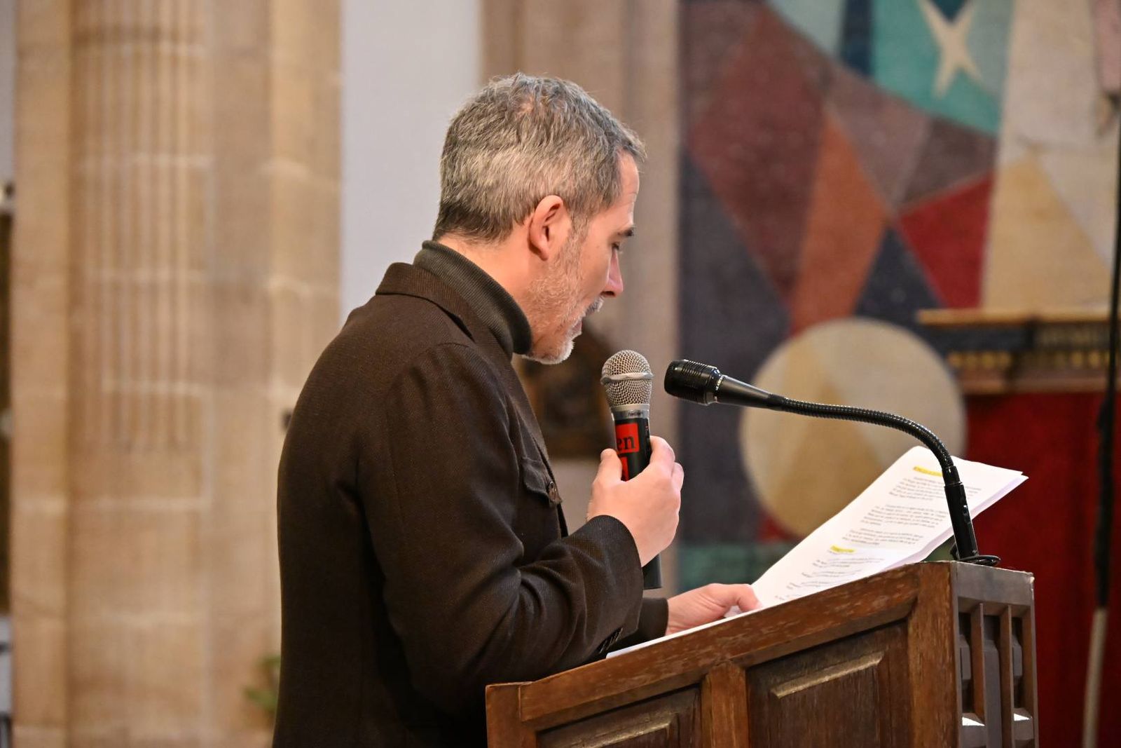 Las imágenes del homenaje de Villa del Río a su párroco emérito, Manuel Tirado Fernández