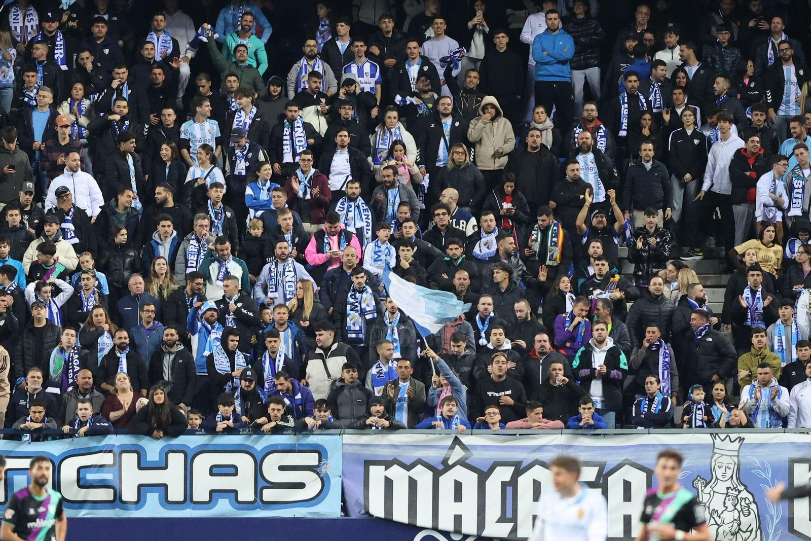 Búscate en las gradas de La Rosaleda en el Málaga CF-Zaragoza