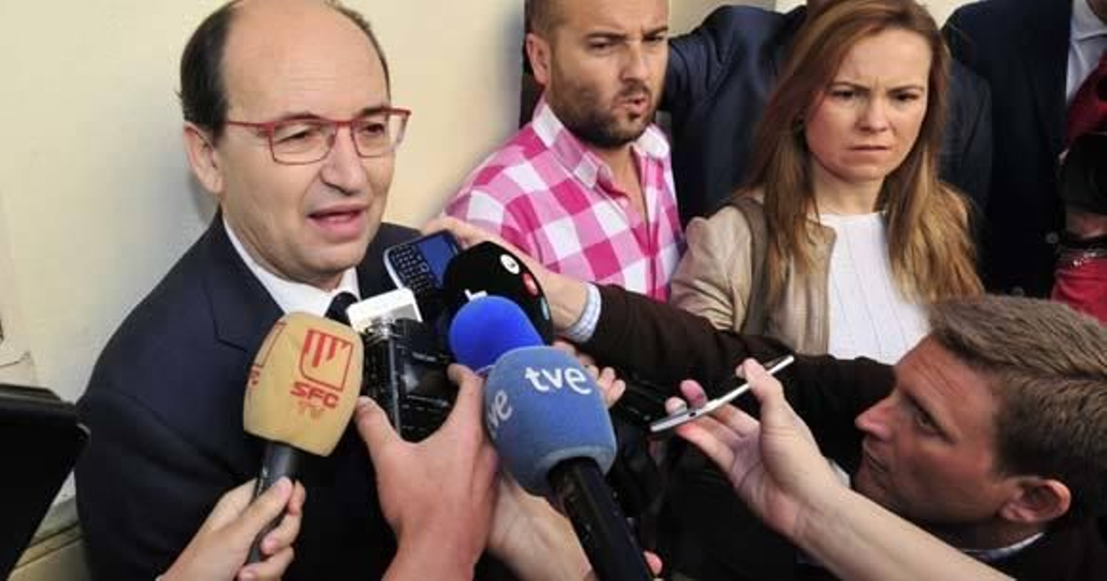 En Pascua, lugares comunes