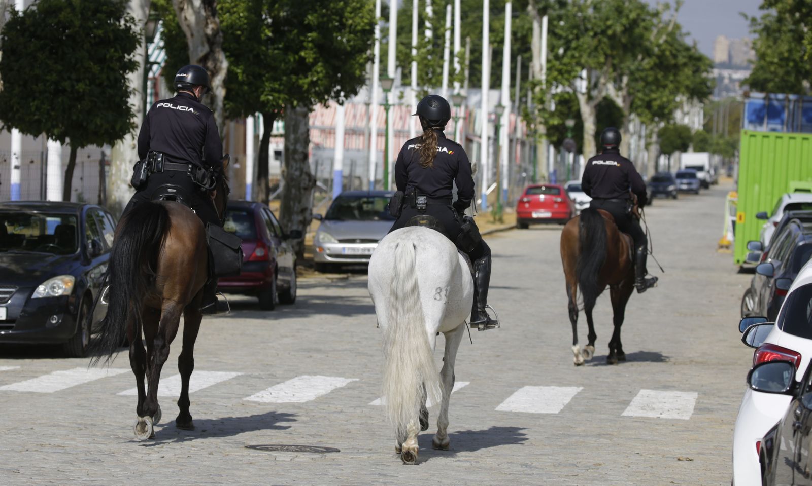Coronavirus en Sevilla: Comienza el desmontaje de la feria