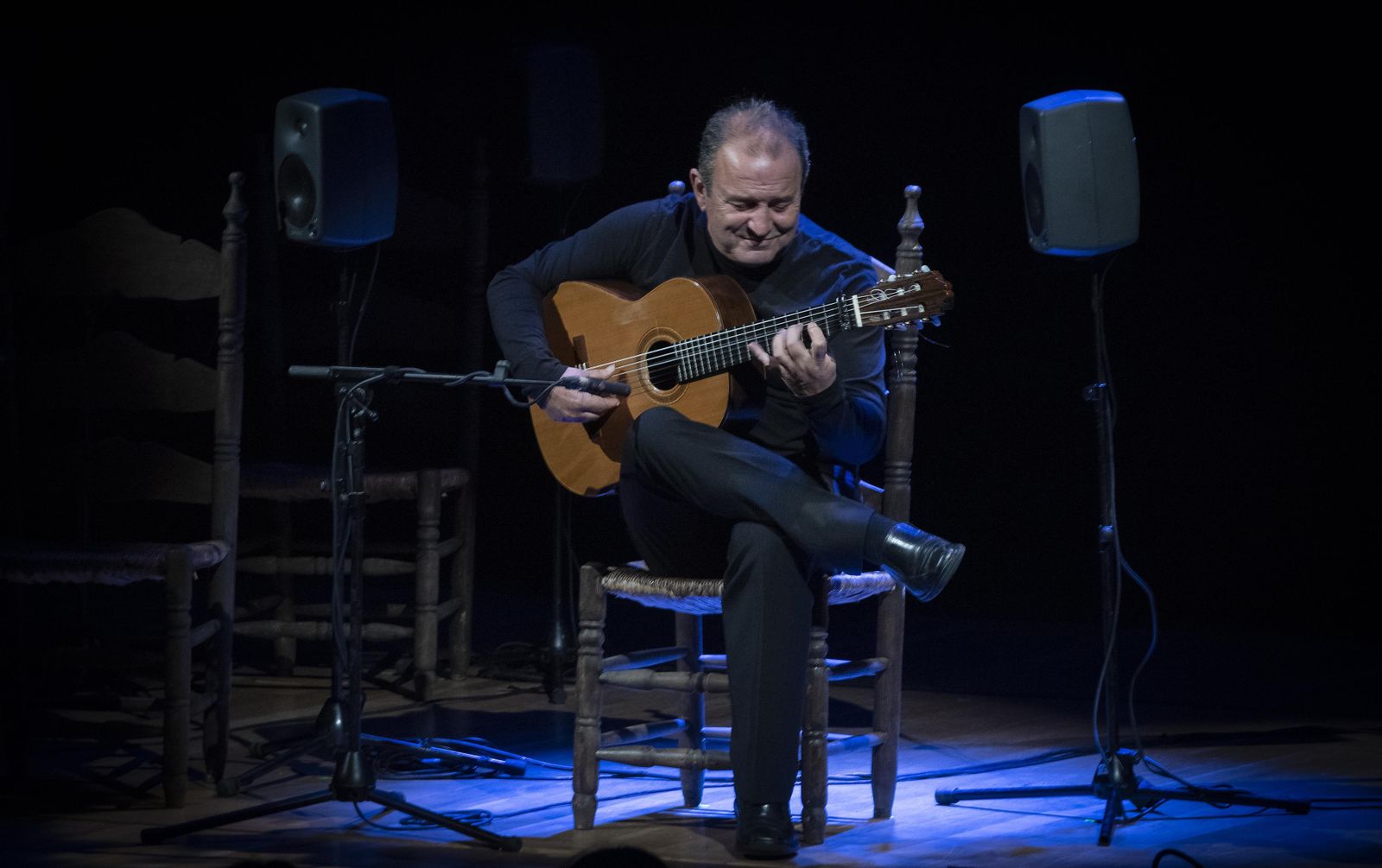 Gerardo Núñez (Jerez de la Frontera, 1961) sobre el escenario principal del Espacio Turina.