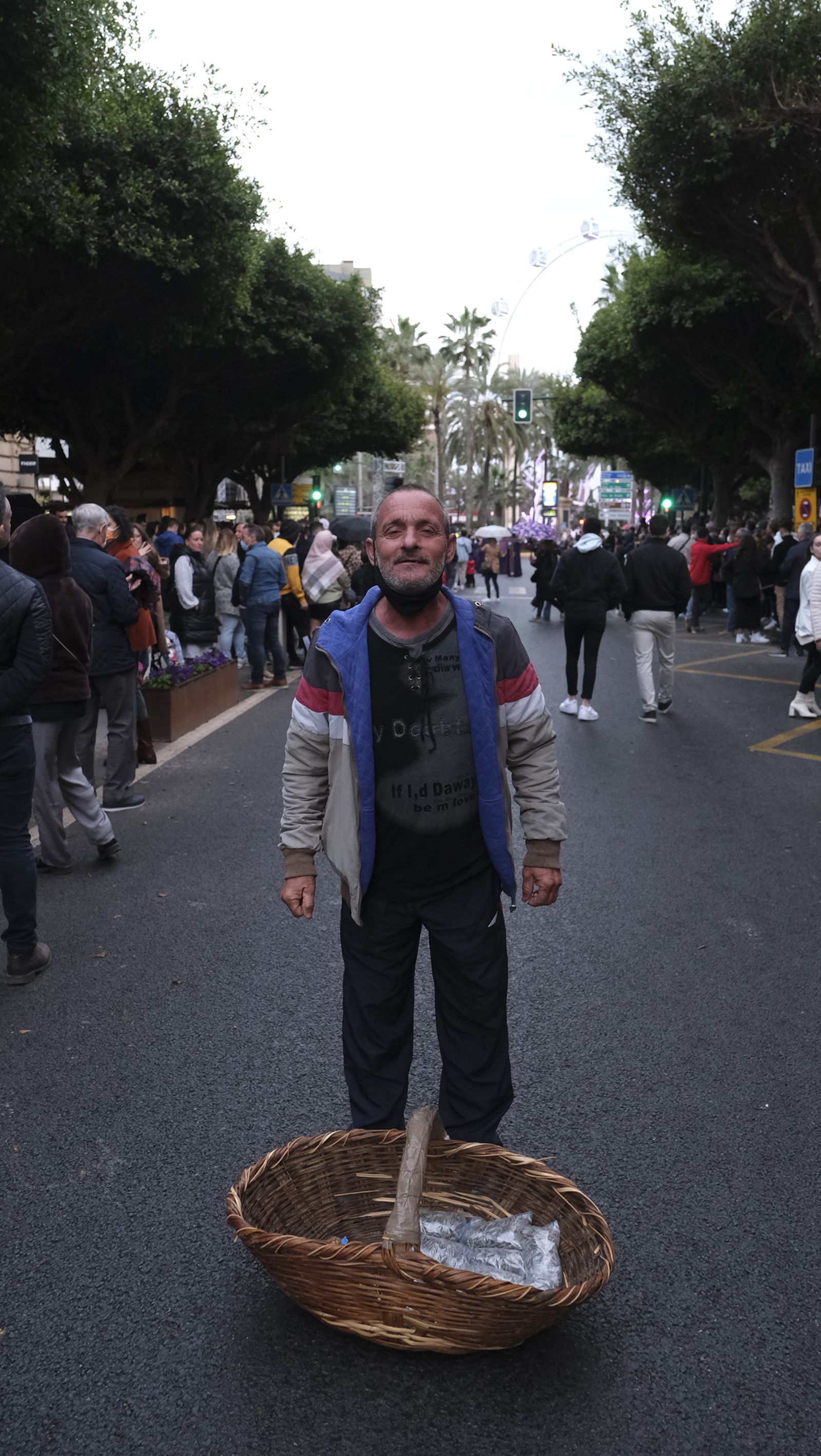 Procesión del Encuentro en Almería, en imágenes.