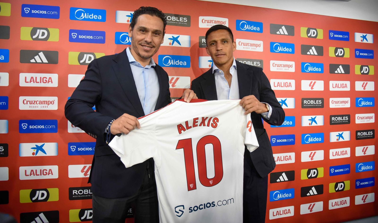 Presentación de Alexis Sánchez como jugador del Sevilla