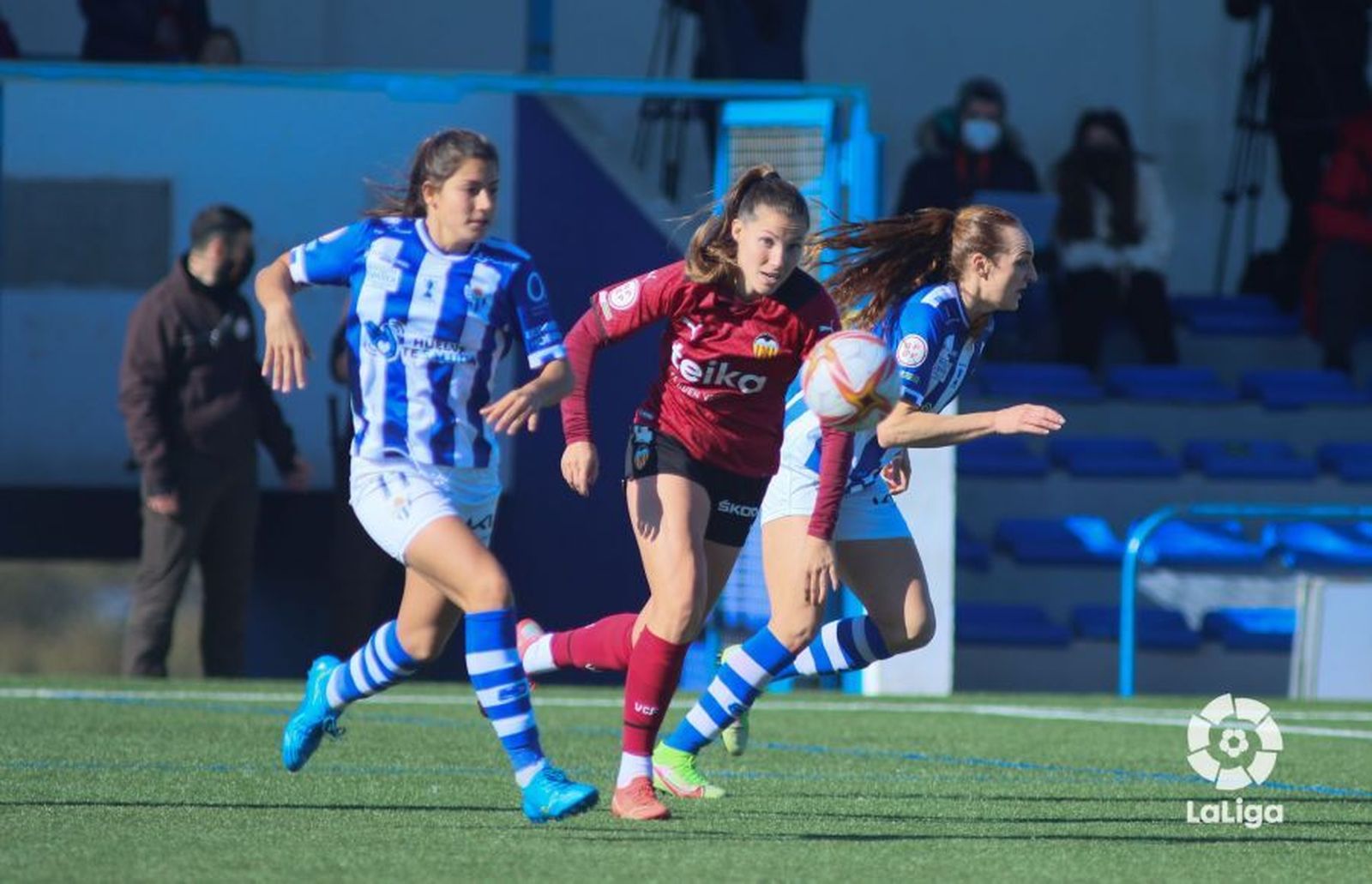 El Sporting derrotó al Valencia en el último encuentro disputado en Huelva.