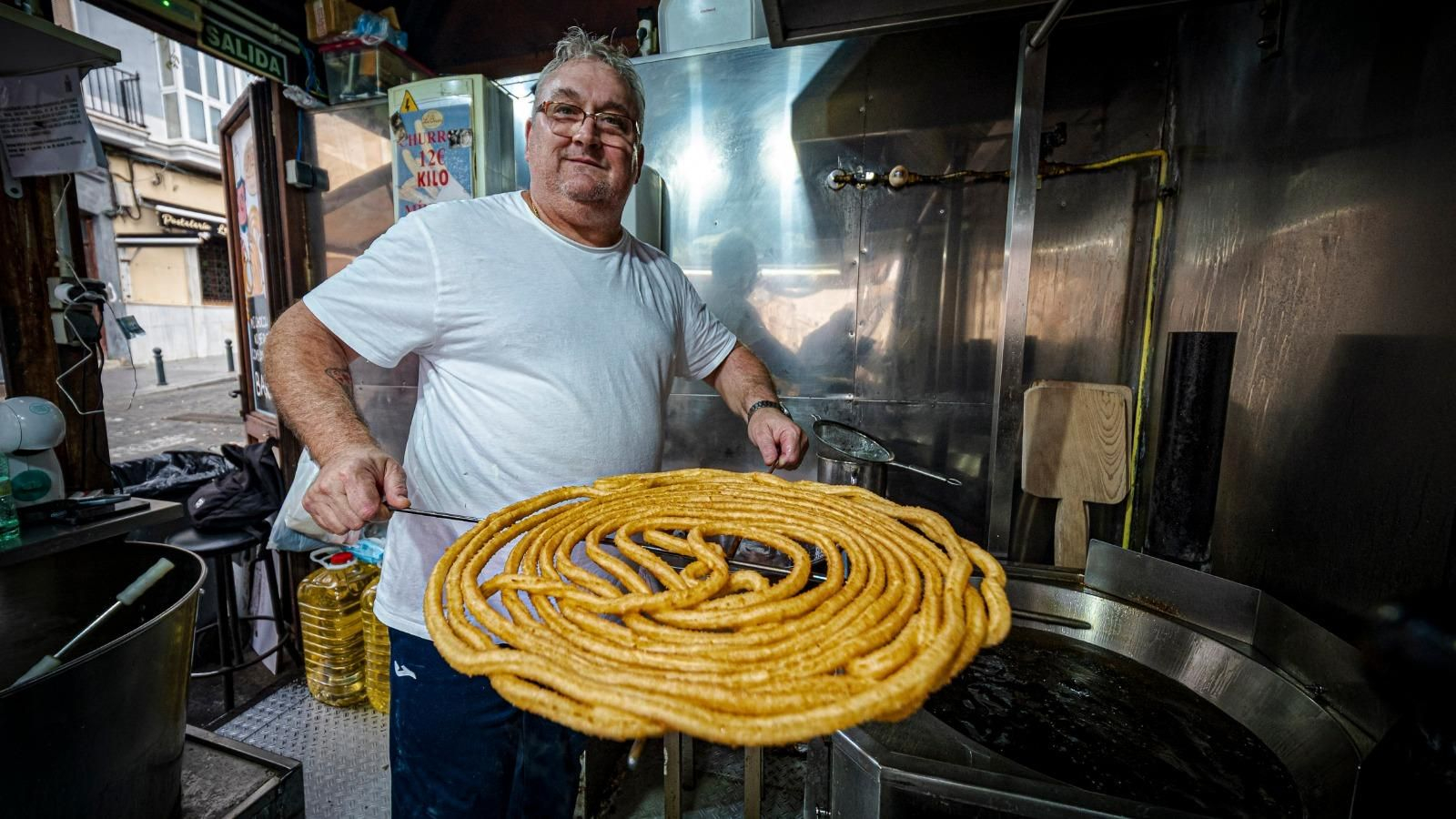 El dueño de la churrería 'La Guapa' de Cádiz