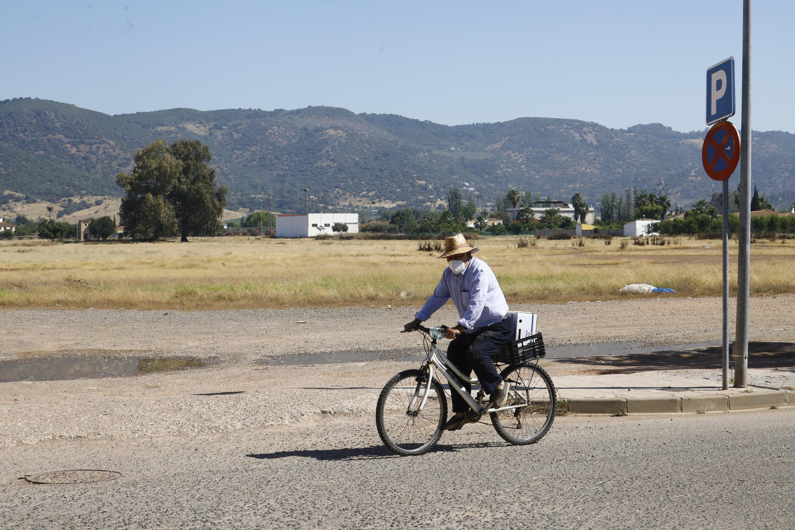 Un recorrido en fotografías por El Higuerón, uno de los barrios más pobres de Córdoba