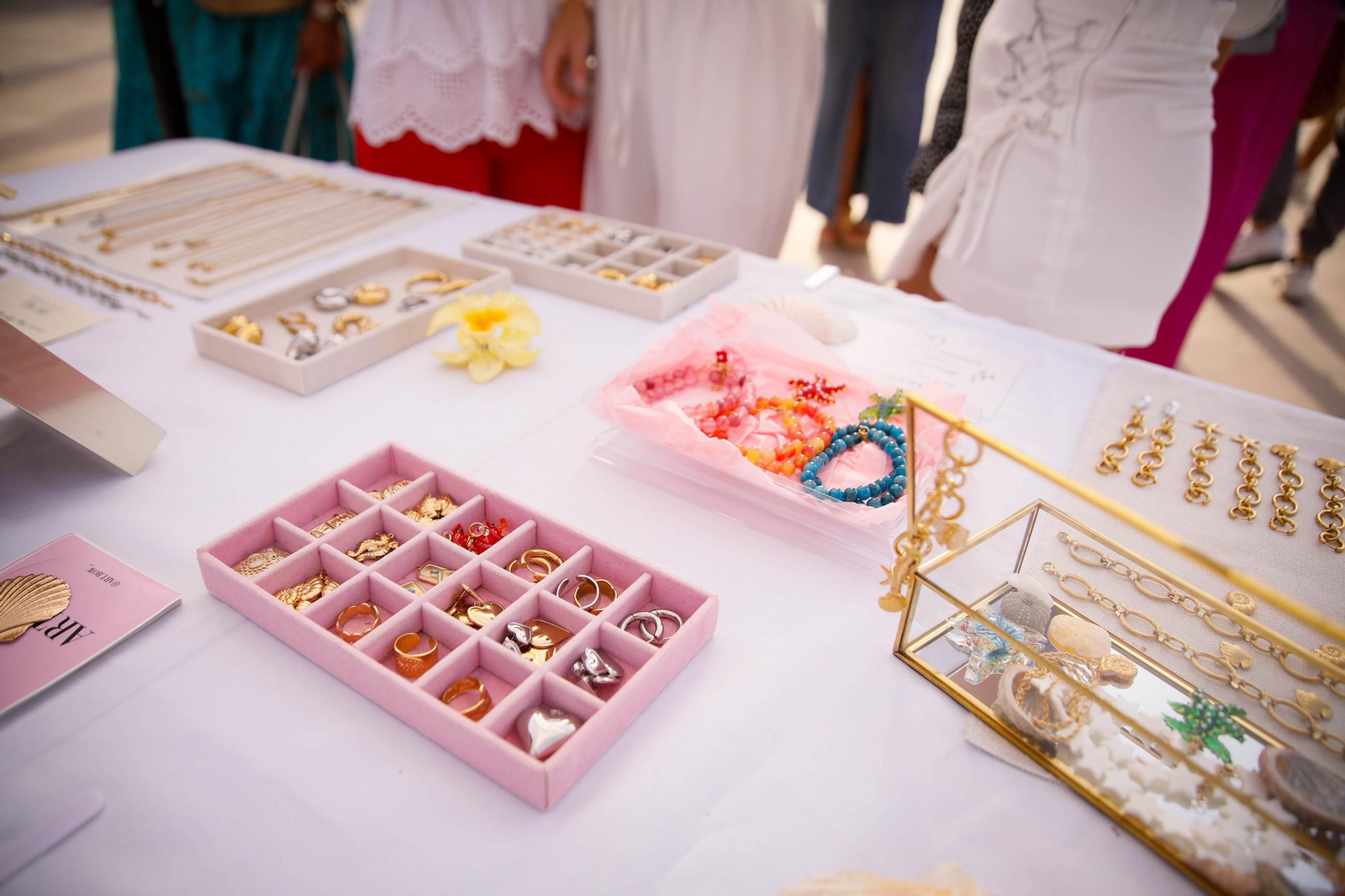 Imágenes del Festival AlmeriArt en el Parque de las Almadrabillas