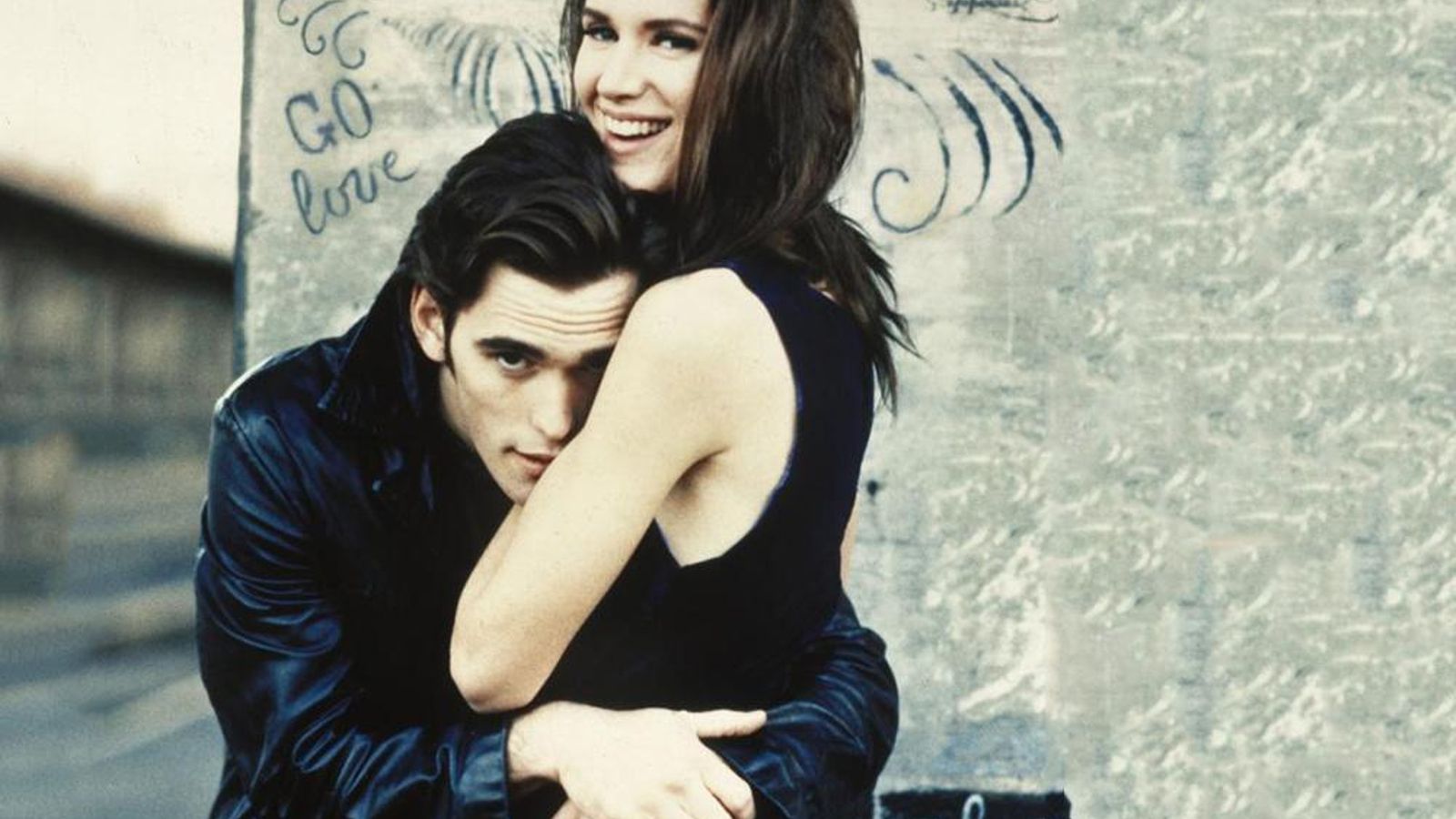 Matt Dillon y Kelly Lynch, en la adaptación cinematográfica de la novela que dirigió Gus Van Sant en 1989.