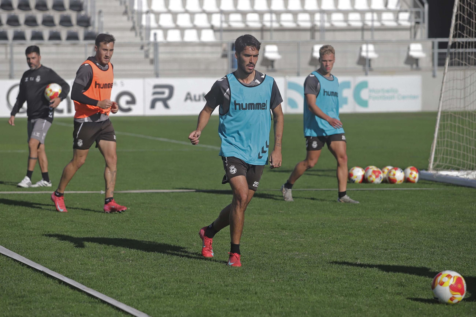 Fotos del entrenamiento de la Balona en el día de la Inmaculada Concepción