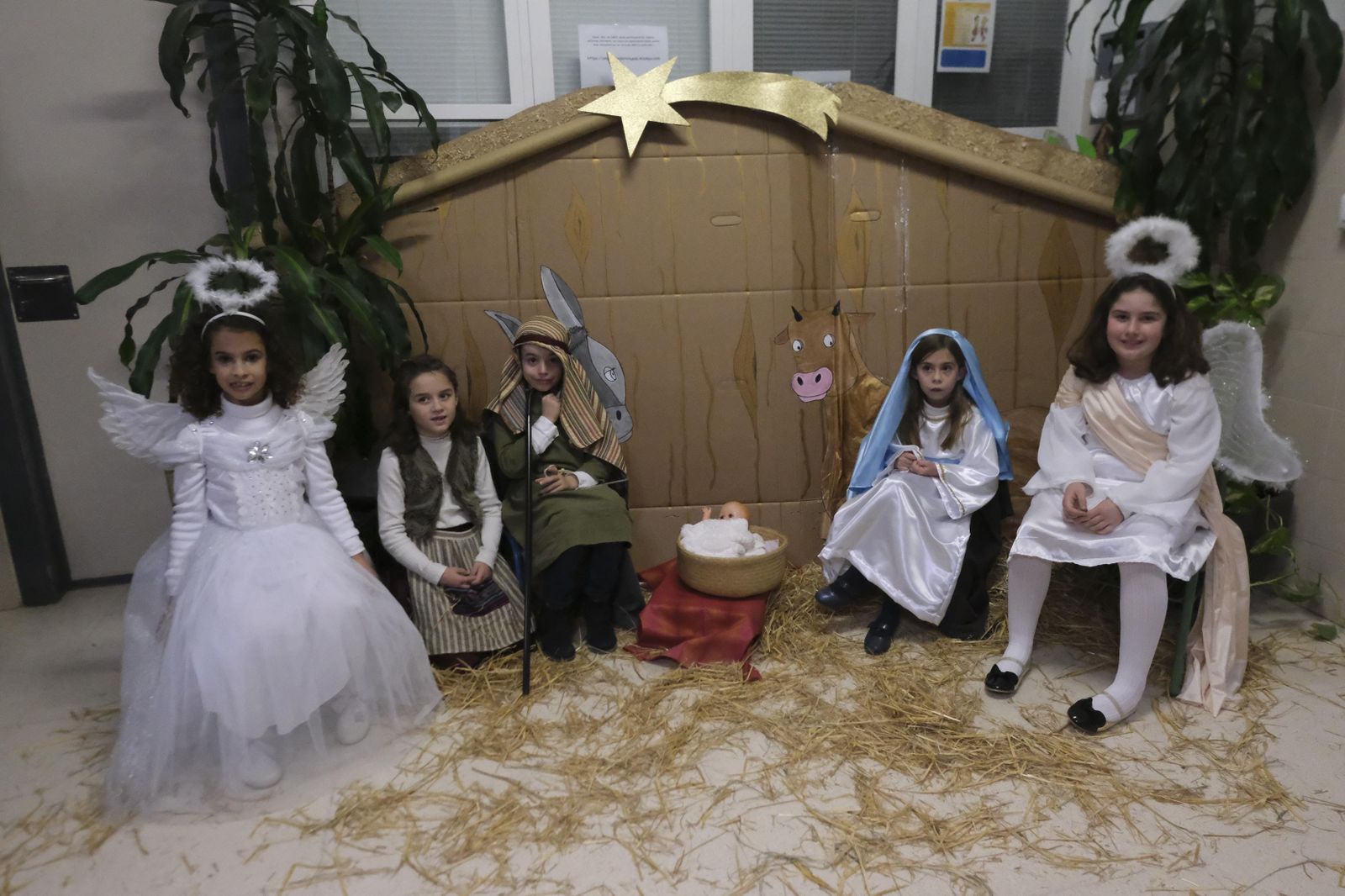 El Belén Viviente del colegio Salvador Vinuesa de Córdoba, en imágenes