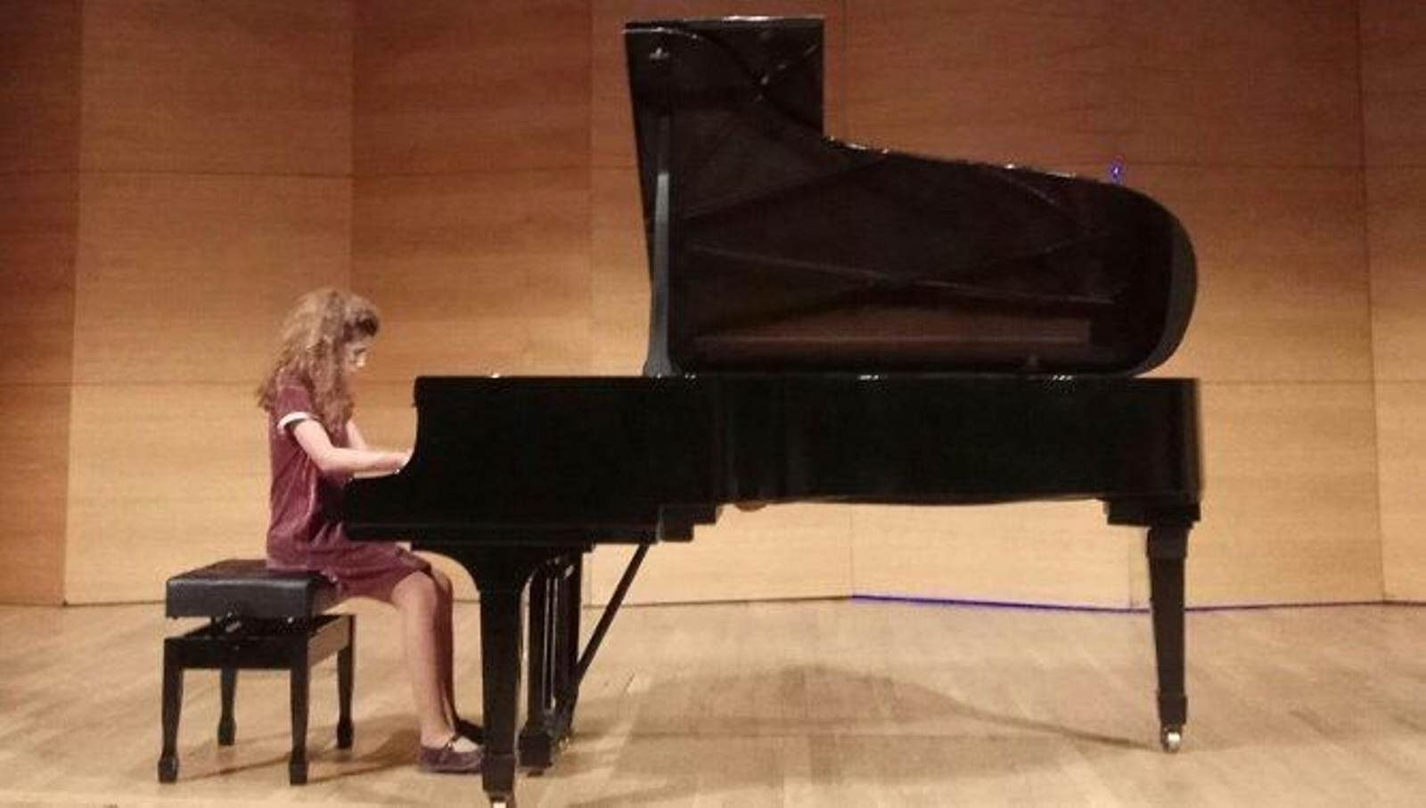 La joven pianista, durante uno de sus recitales.