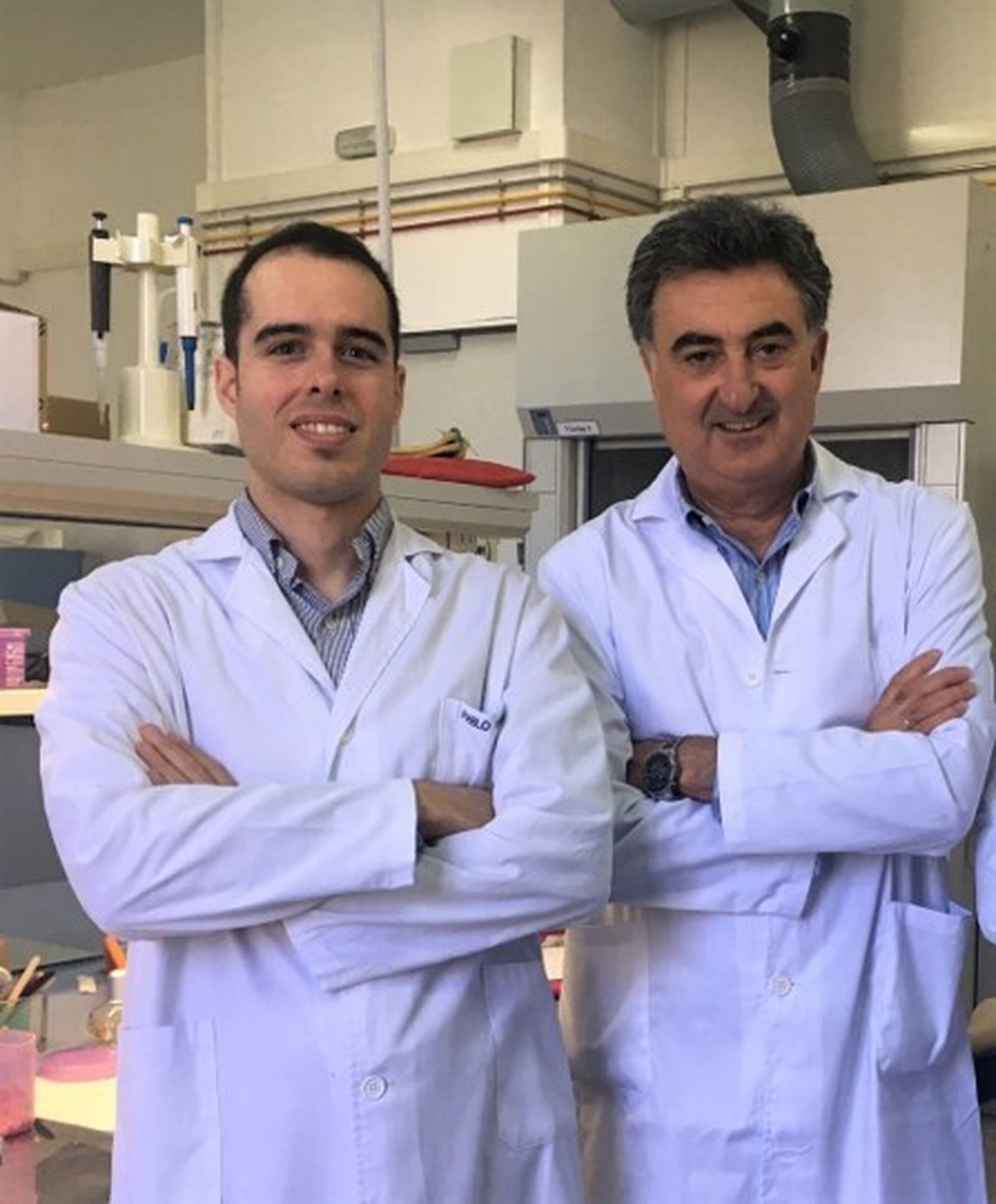 Los investigadores de ibs.Granada Raimundo García del Moral y Miguel Ángel González Moles.