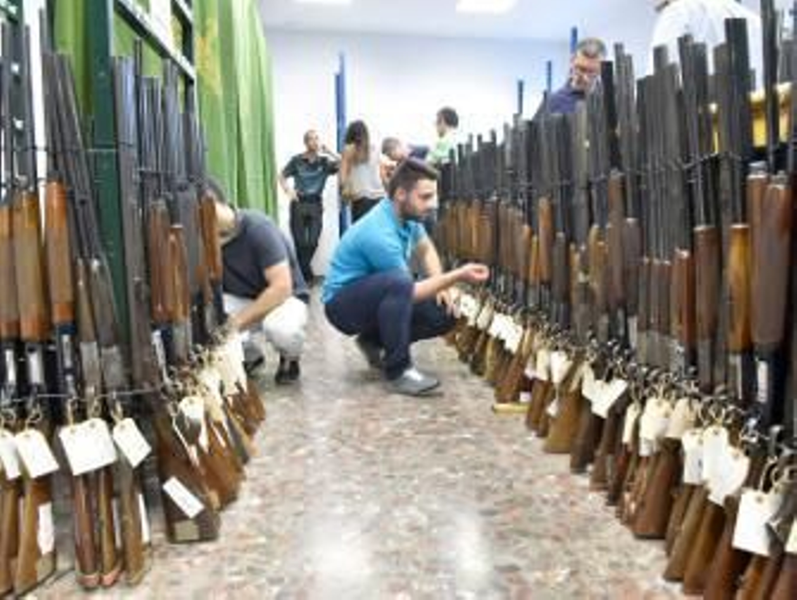 1.300 armas salen a subasta