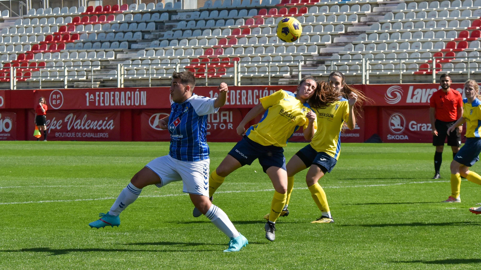 Las fotos del  Algeciras FS - CD Lasalle de la liga de futbol femnino