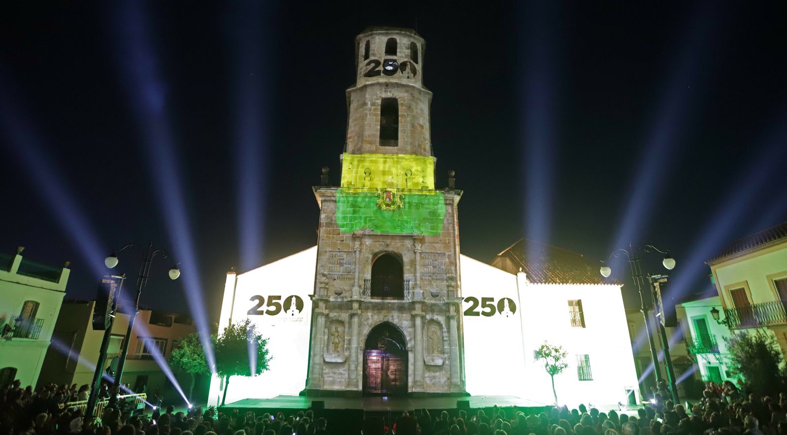 Las mejores fotos de la coronación de la Villa