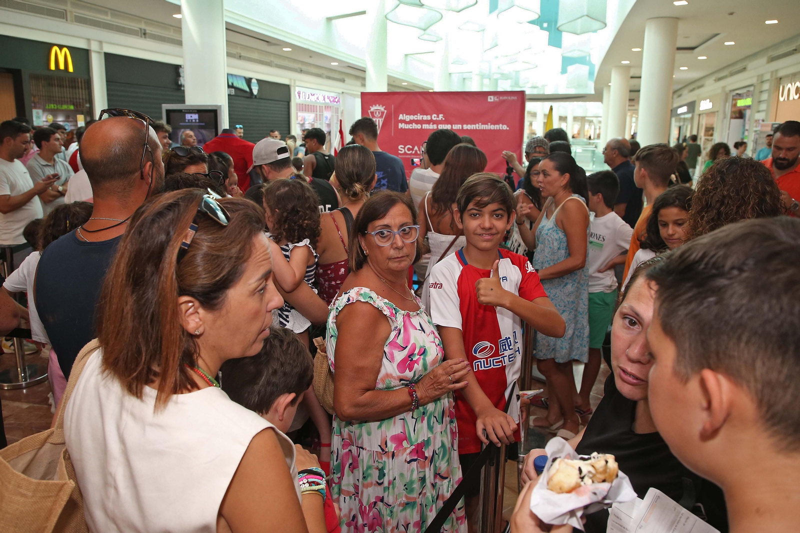 La presentación de las nueva equipaciones Nike del Algeciras CF, en imágenes