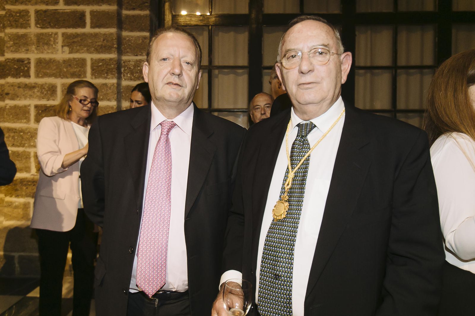 Los catedráticos Rafael Padilla y Luis García Ruiz.