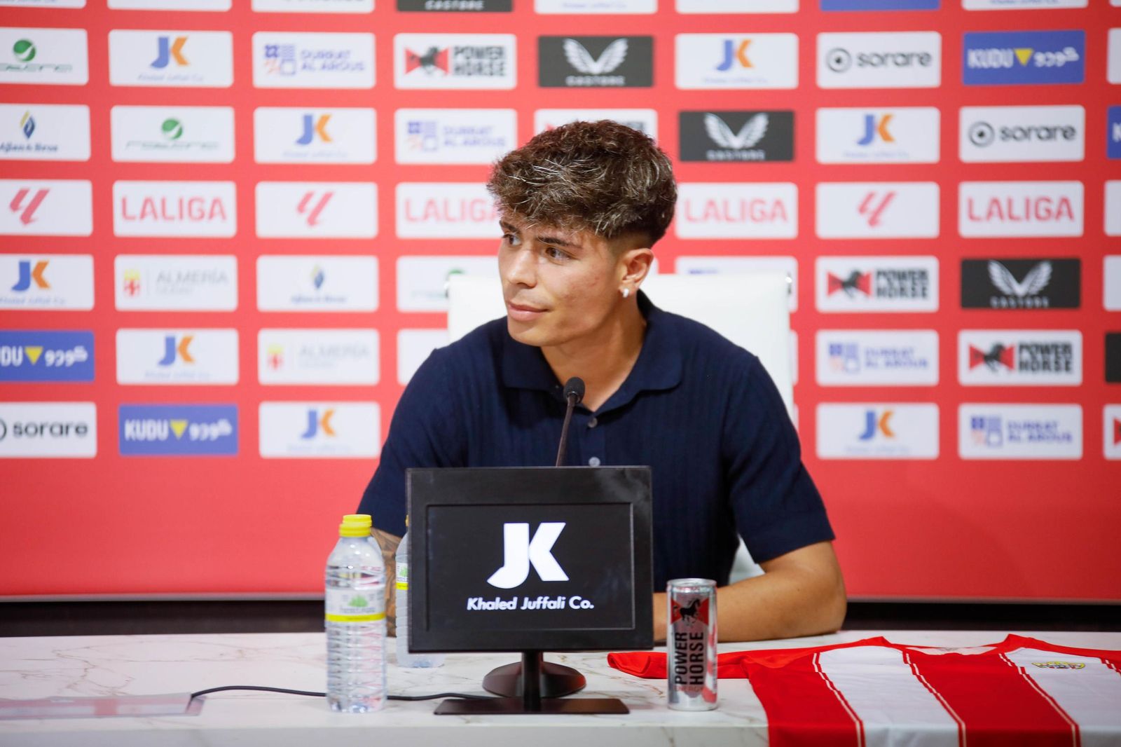 Presentación de Nico Melamed como nuevo jugador de la UDA, en imágenes