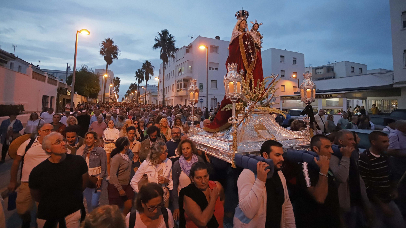 Fotos del retorno de la Virgen de la Luz a su santuario en Tarifa