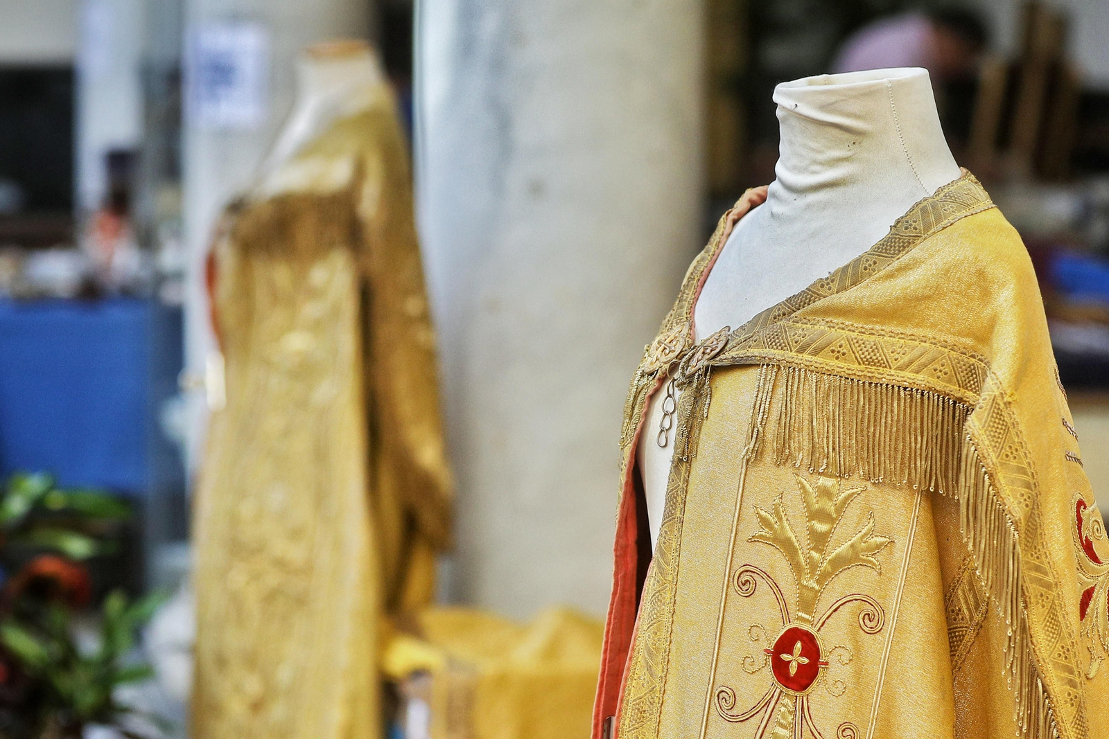 Las imágenes del Mercado de Antigüedades y Coleccionismo en el convento de Santo Domingo