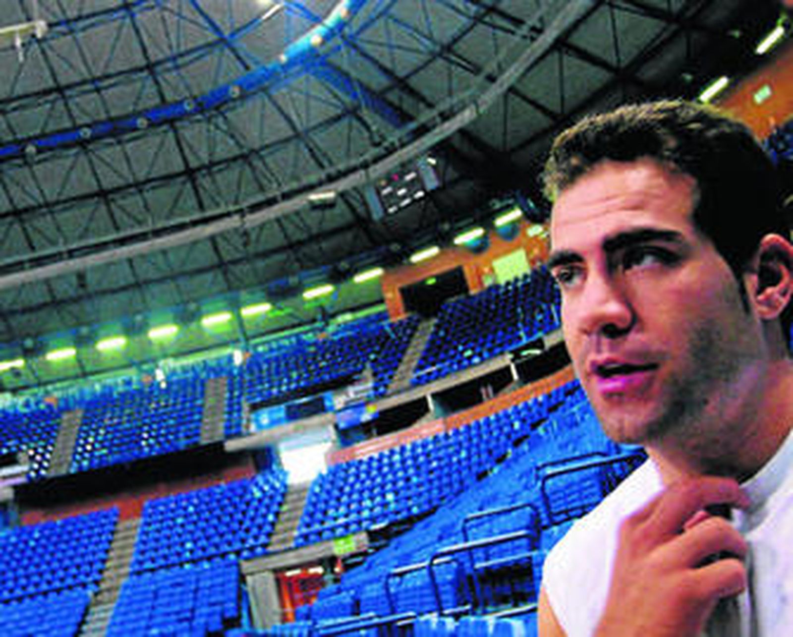 Carlos Cabezas, durante una entrevista en el Martín Carpena.