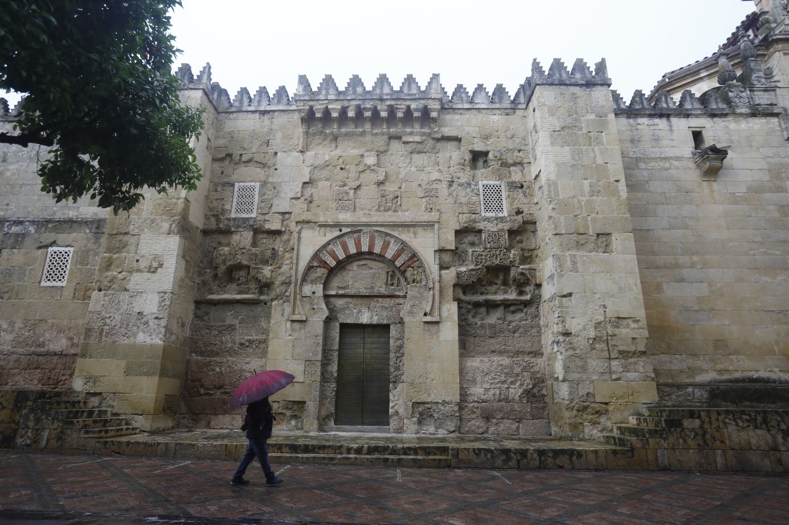 Las fotografías de un domingo lluvioso en Córdoba
