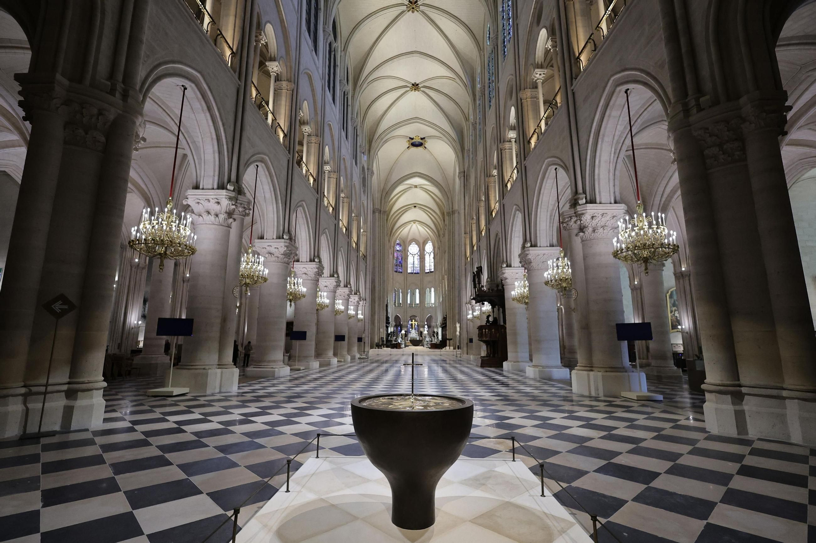 Así es el nuevo interior de Notre Dame tras la restauración Así es el nuevo interior de Notre Dame tras la restauración