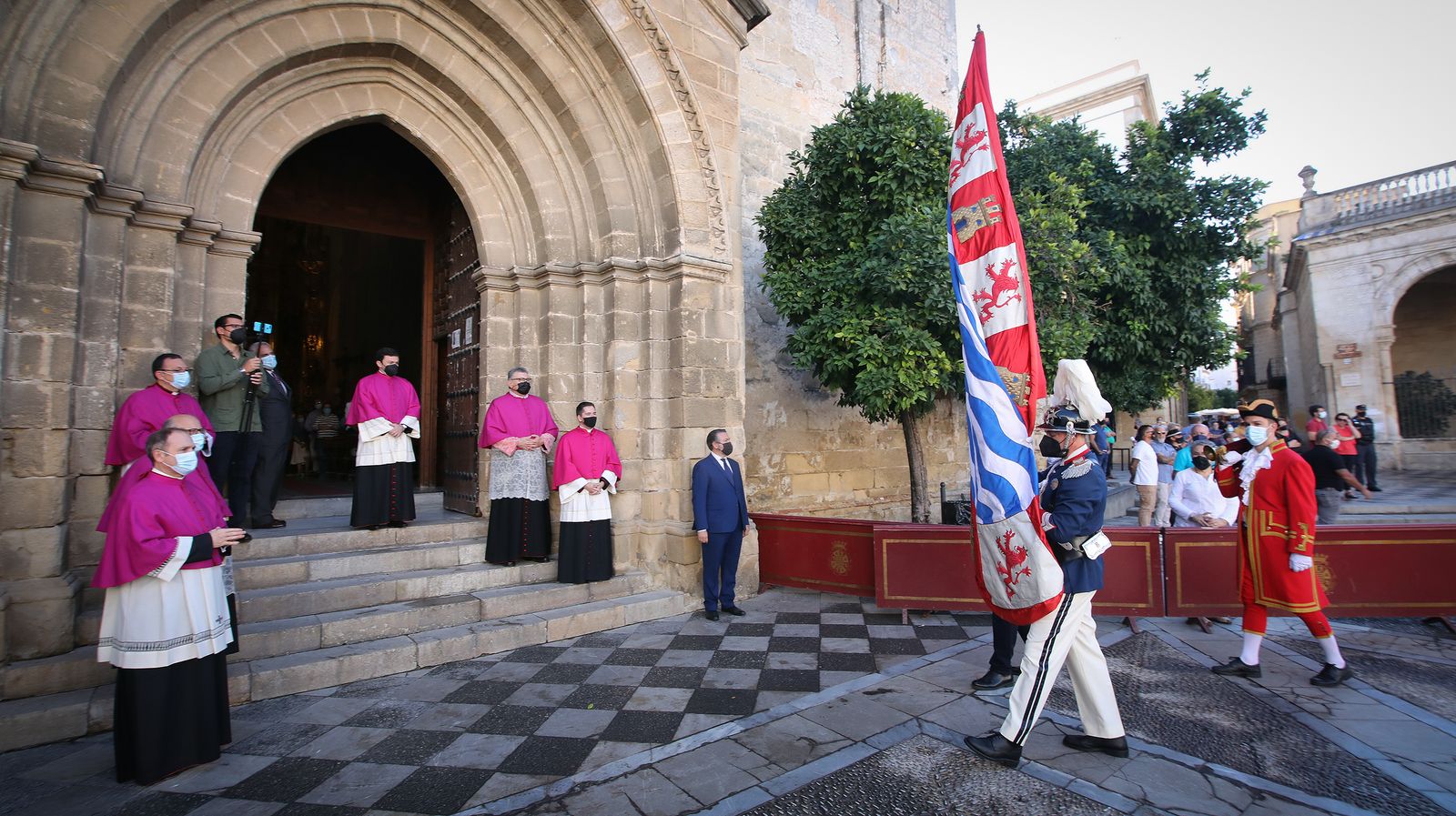 Traslado del Pendón en el día del patrón San Dionisio