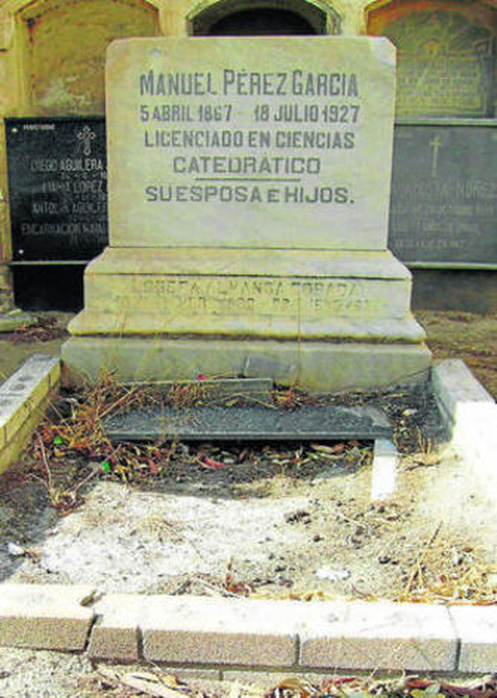 Cementerio Civil. Profanaciones (I)