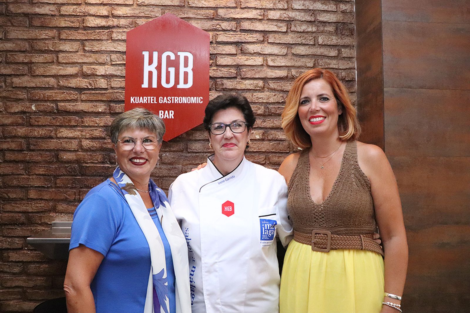 Toñi Sánchez, Irene Garrido y Arantxa López.