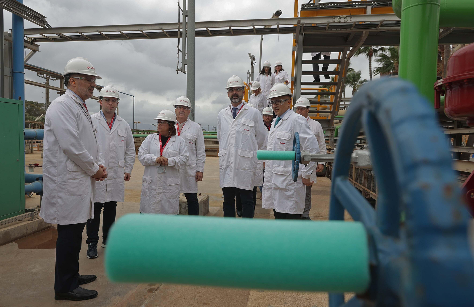 Imágenes de la inauguración de la nueva planta de reutilización de agua de Cepsa