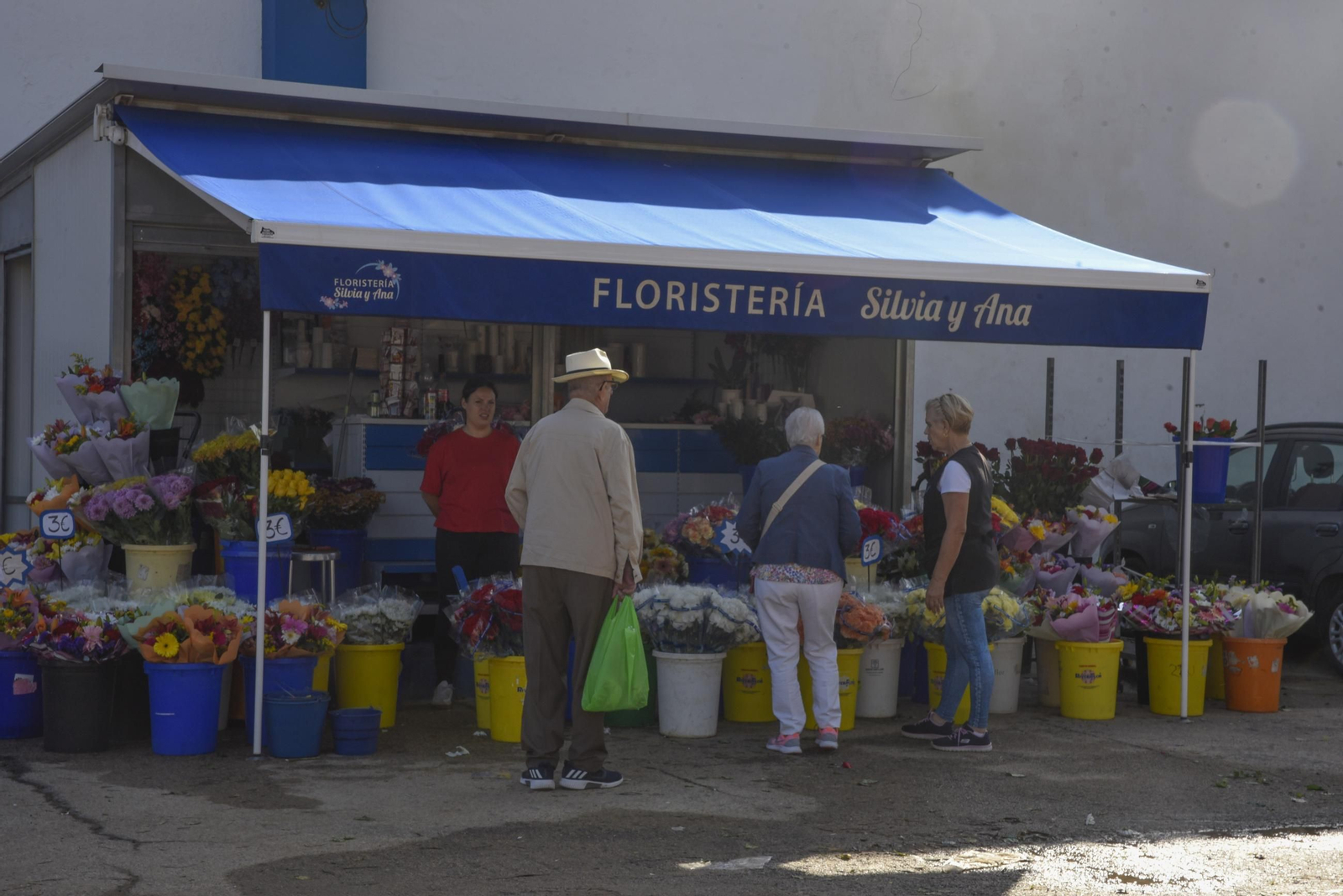 Fotos del Día de Todos los Santos en La Línea